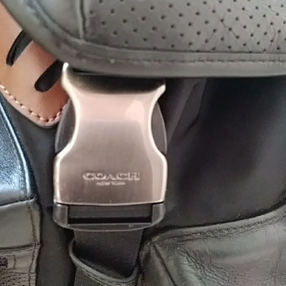 Coach backpack - Picture 2 of 3